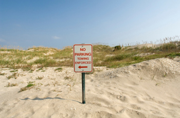 No parking sign on the beach 